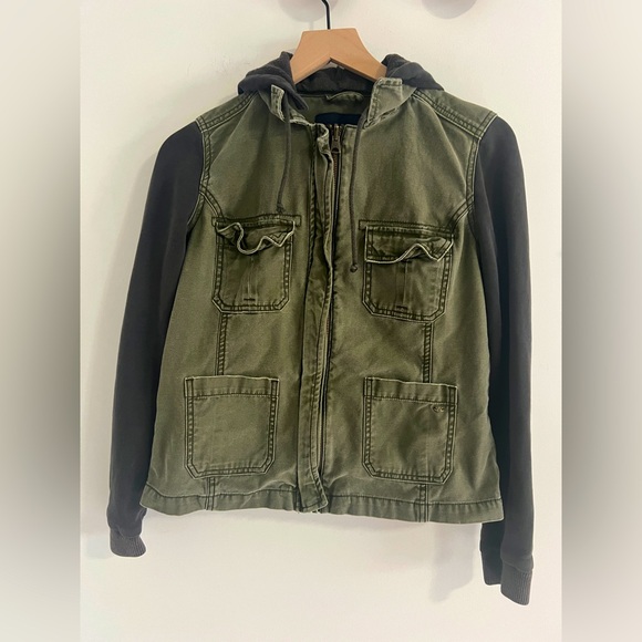 American Eagle Outfitters Jackets & Blazers - American Eagle Green Hooded Utility Jacket